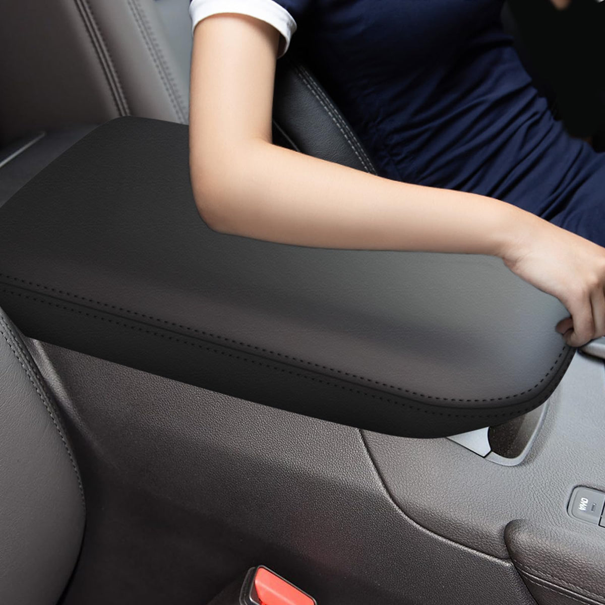 faccaibbg rear-seat installation angle showing easy fitting and access