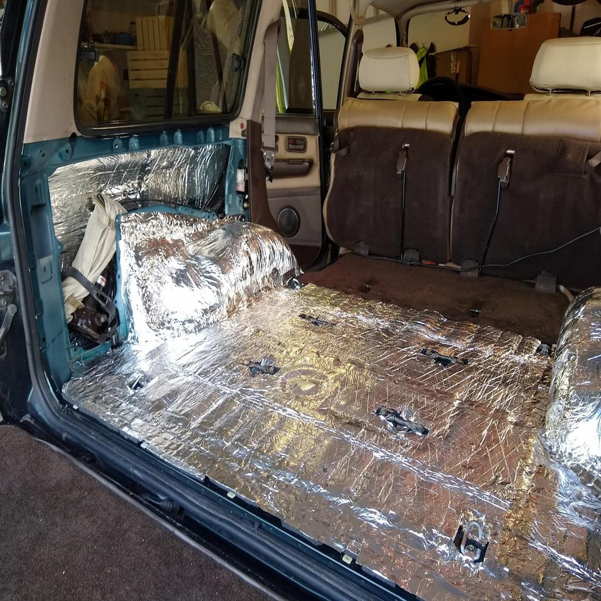 FADUOALI applied to door panel to reduce vibration and road noise