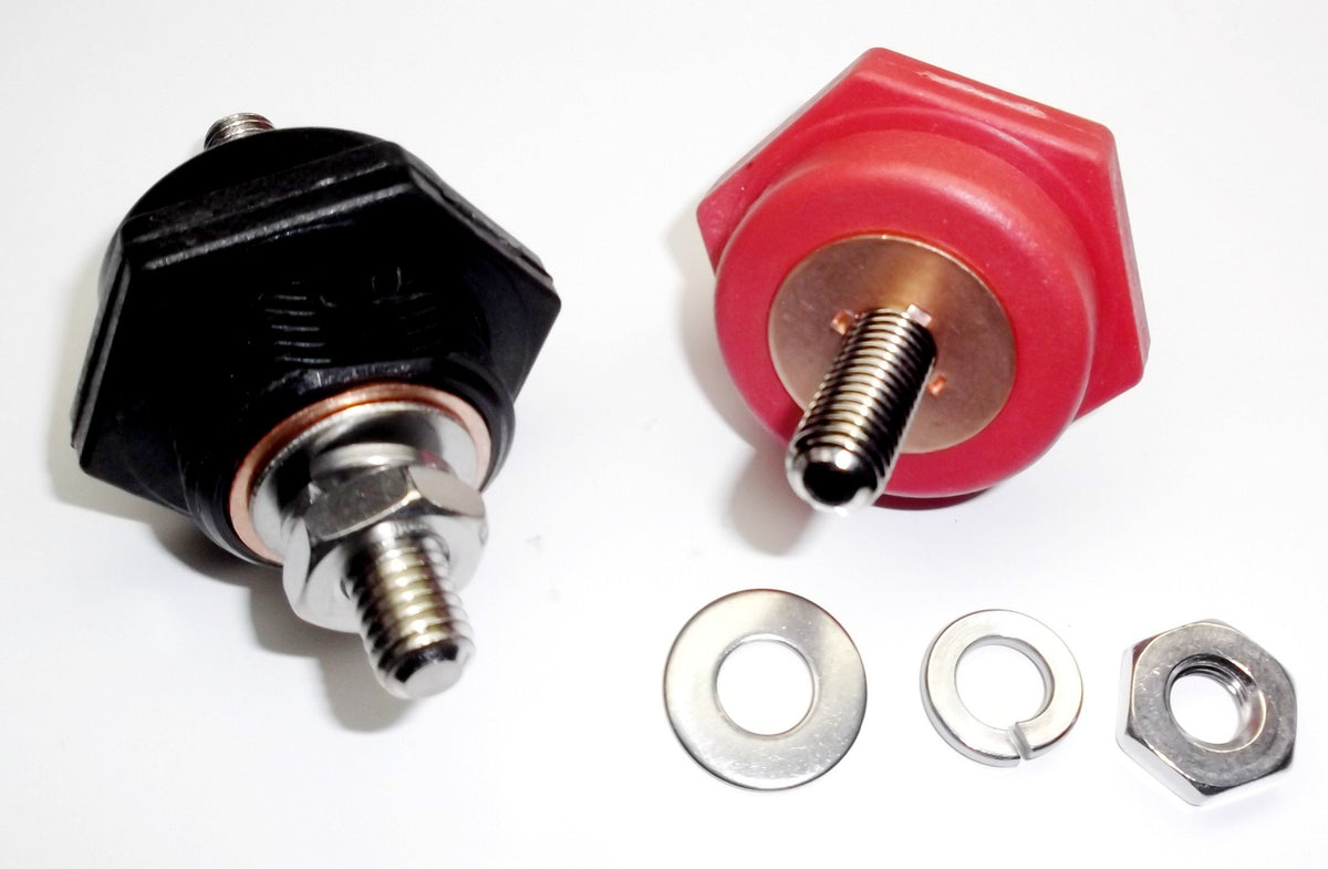 Fastronix with rubber cover installed protecting the terminal and preventing corrosion