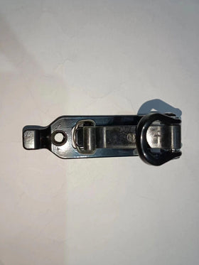 fatyehx bottom base footprint closeup illustrating secure mounting area