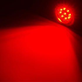 FBAAUKUS package contents laid out: five amber and five red lights included