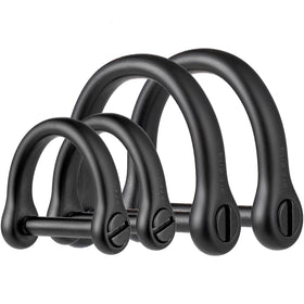 FEGVE front view of D ring keychain set showing compact kit and benefits
