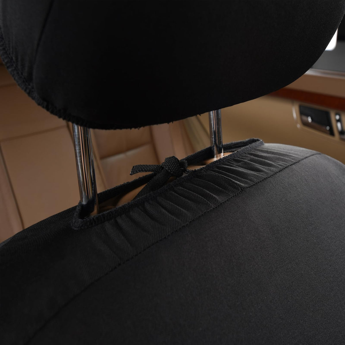 Flying Banner seat next to ruler scale comparison for sizing and fit reference