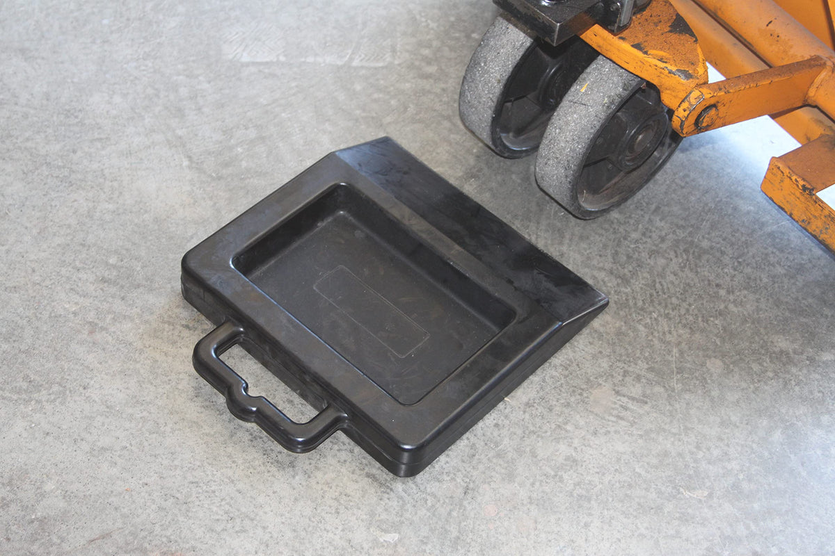 Foghorn integrated carry handle detail for fast transport and placement