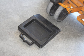 Foghorn integrated carry handle detail for fast transport and placement