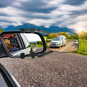 Frienda mirrors on a vehicle towing a trailer illustrating improved rear visibility on road