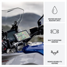 Garmin zūmo XT3 mounted on handlebars demonstrating vibration resistance
