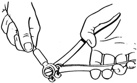 GEARWRENCH 204D close-up of jaw cleaning surfaces removing corrosion for improved contact