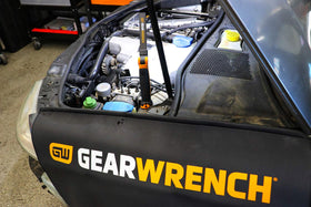 GEARWRENCH closeup of vinyl texture and nylon mesh for durable, non-slip protection