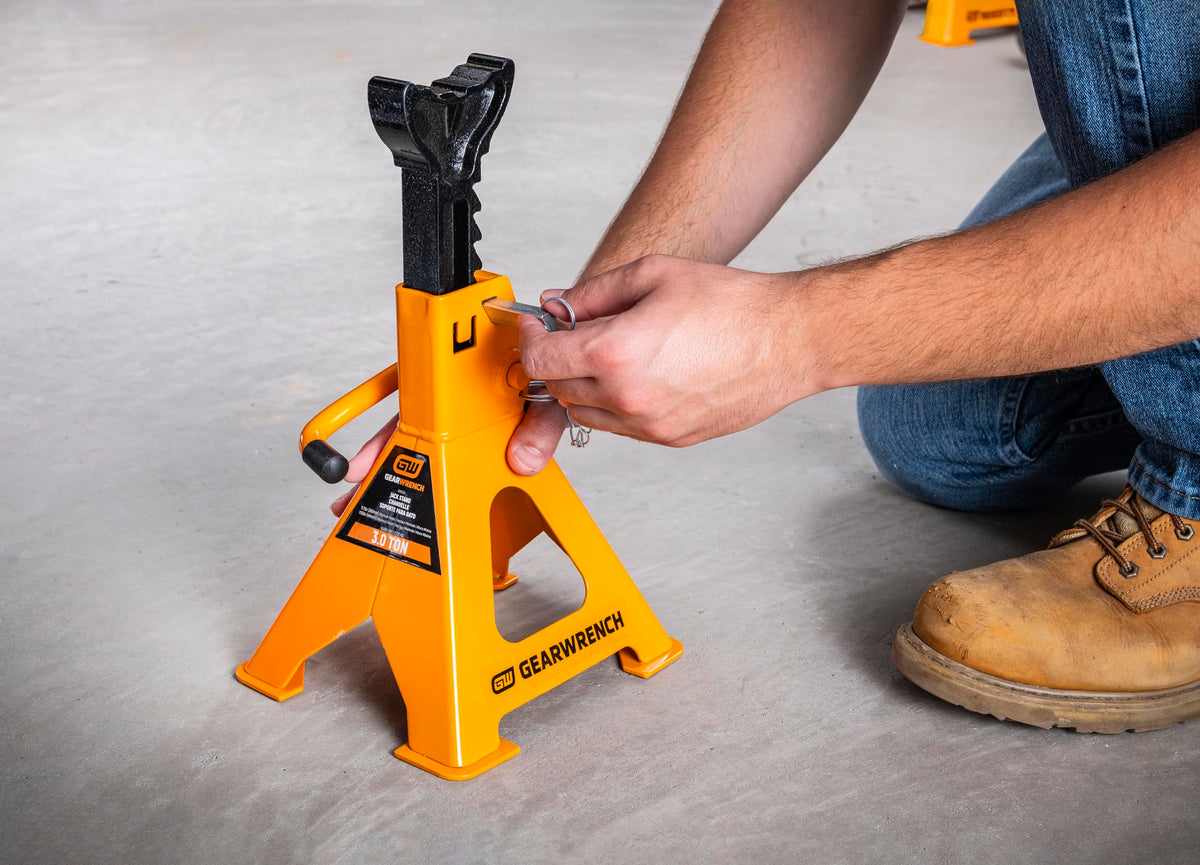 GEARWRENCH stands supporting vehicle safely demonstrating practical use