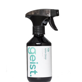 Geist cleaner close-up texture demonstrating gentle cleaning action