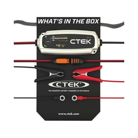 Generic C-Tek MXS 5.0 LED indicator panel showing status lights for clear charging feedback benefit