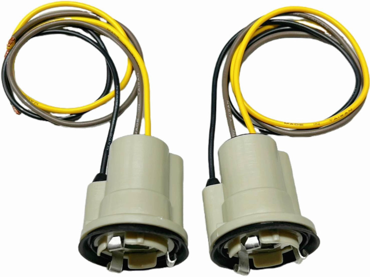 Generic close-up of socket-to-bulb interface highlighting secure contact and brand durability