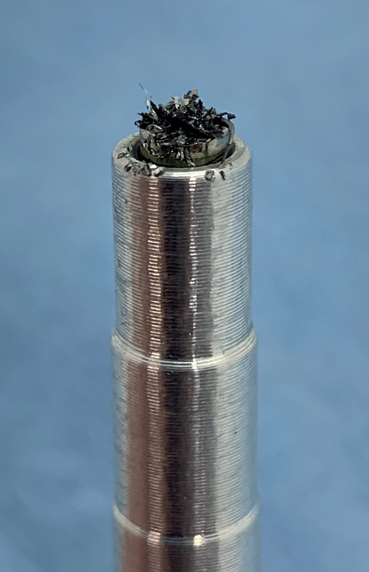 GenExhaust GE-191 hexagonal body detail for easy grip and fast removal