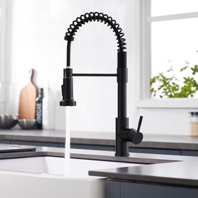 GIMILI scale comparison with hand illustrating 15-inch hose reach and real-world proportion