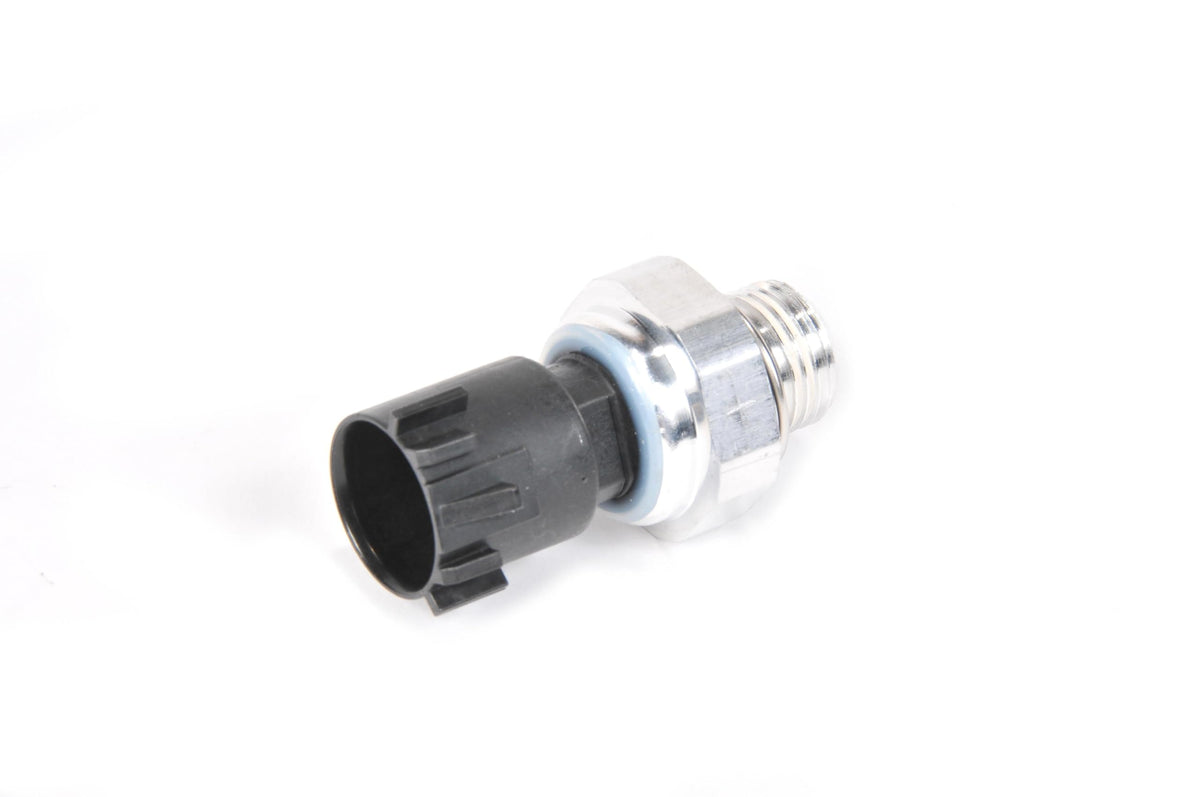 GM Genuine Parts 12673134 front view showing connector and body for exact fit