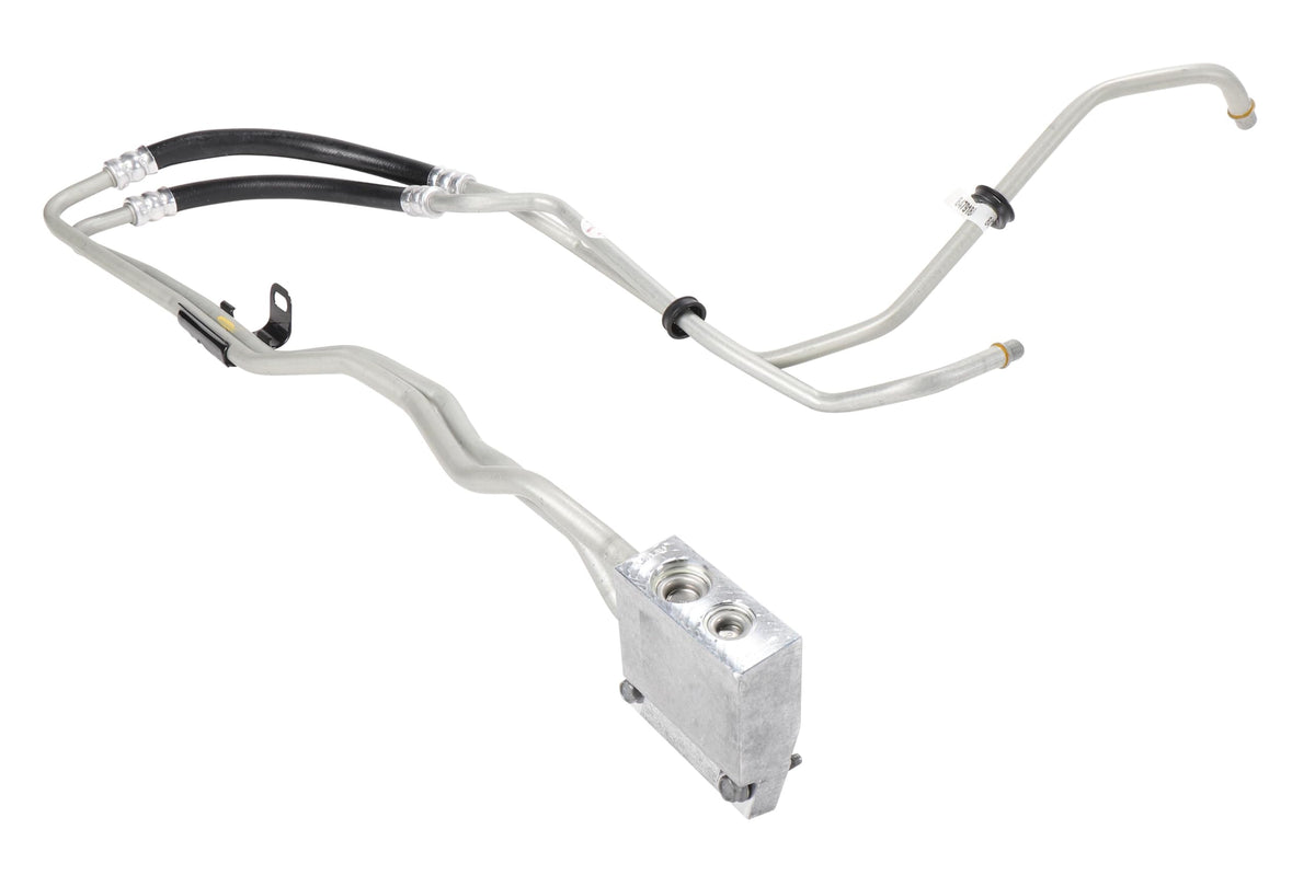 GM Genuine Parts 84791853 close-up of hose material and reinforcement for durability benefit