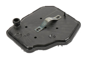 GM Genuine Parts close-up of TF922 filter element showing construction and improved protection