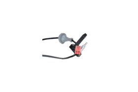 GM Genuine Parts close-up of sensor electrical connector for correct OE match