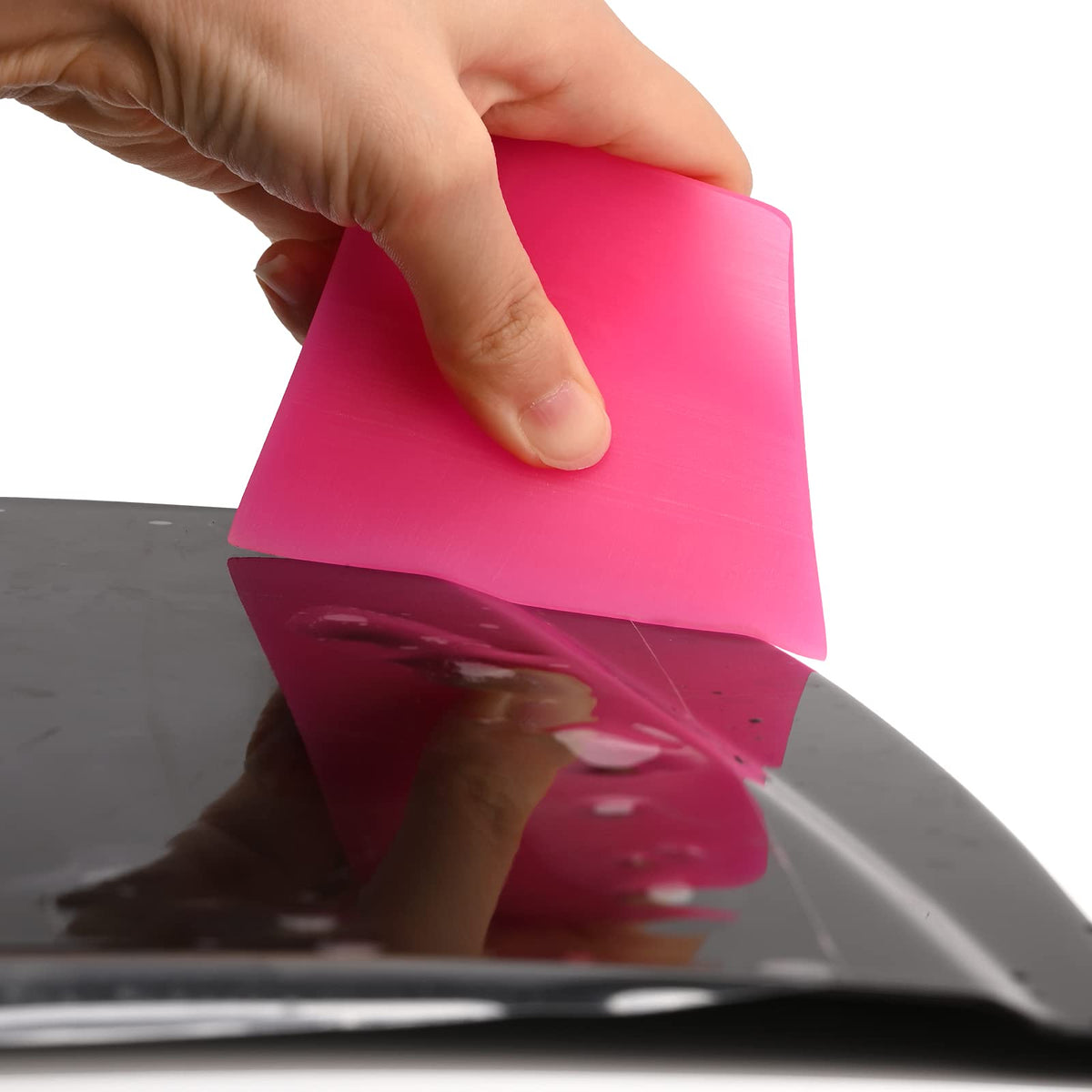 Gomake medium squeegee conforming to a curved car surface