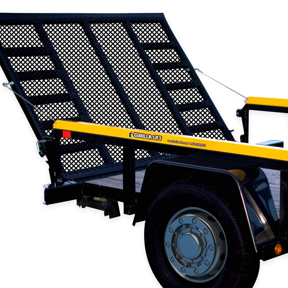 GORILLA-LIFT front assembly mounted, shows balanced lift and easier tailgate use