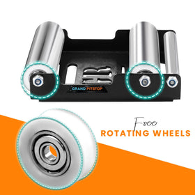 GRAND PITSTOP roller in use with rider cleaning chain for faster maintenance