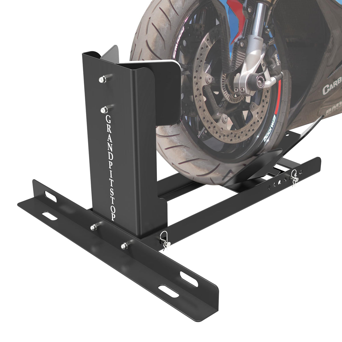 GRAND PITSTOP front view of wheel chock showing stable base and benefit of strong support