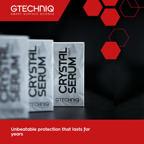 Application cloth and pad with Gtechniq for controlled even coating