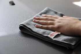 Gtechniq MF1 close-up of short-pile texture demonstrating gentle residue removal
