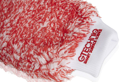 Gtechniq WM2 front view showing mitt shape and plush fibres for safe washing