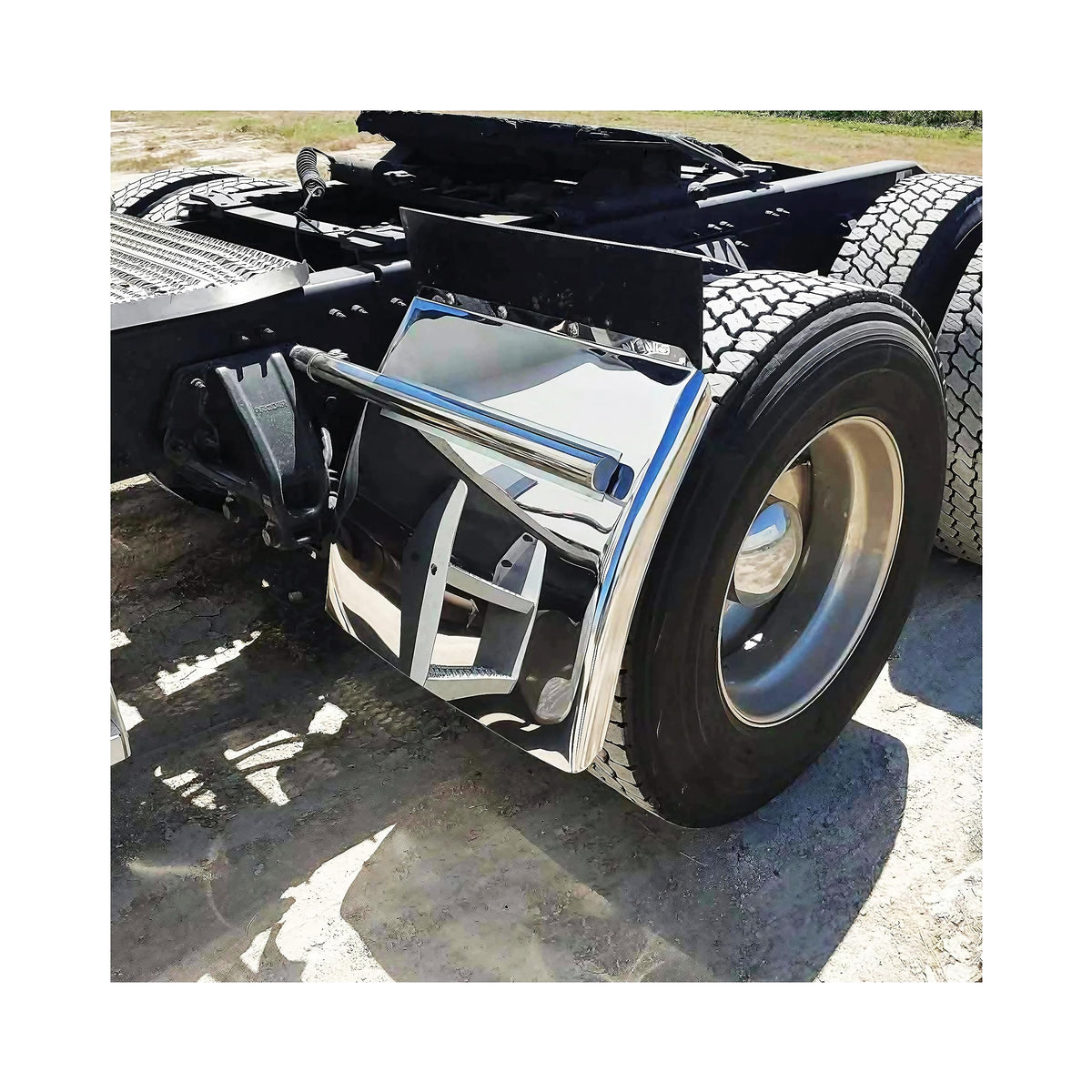 GUSSTZEL stainless steel clamp detail illustrating secure, stable attachment