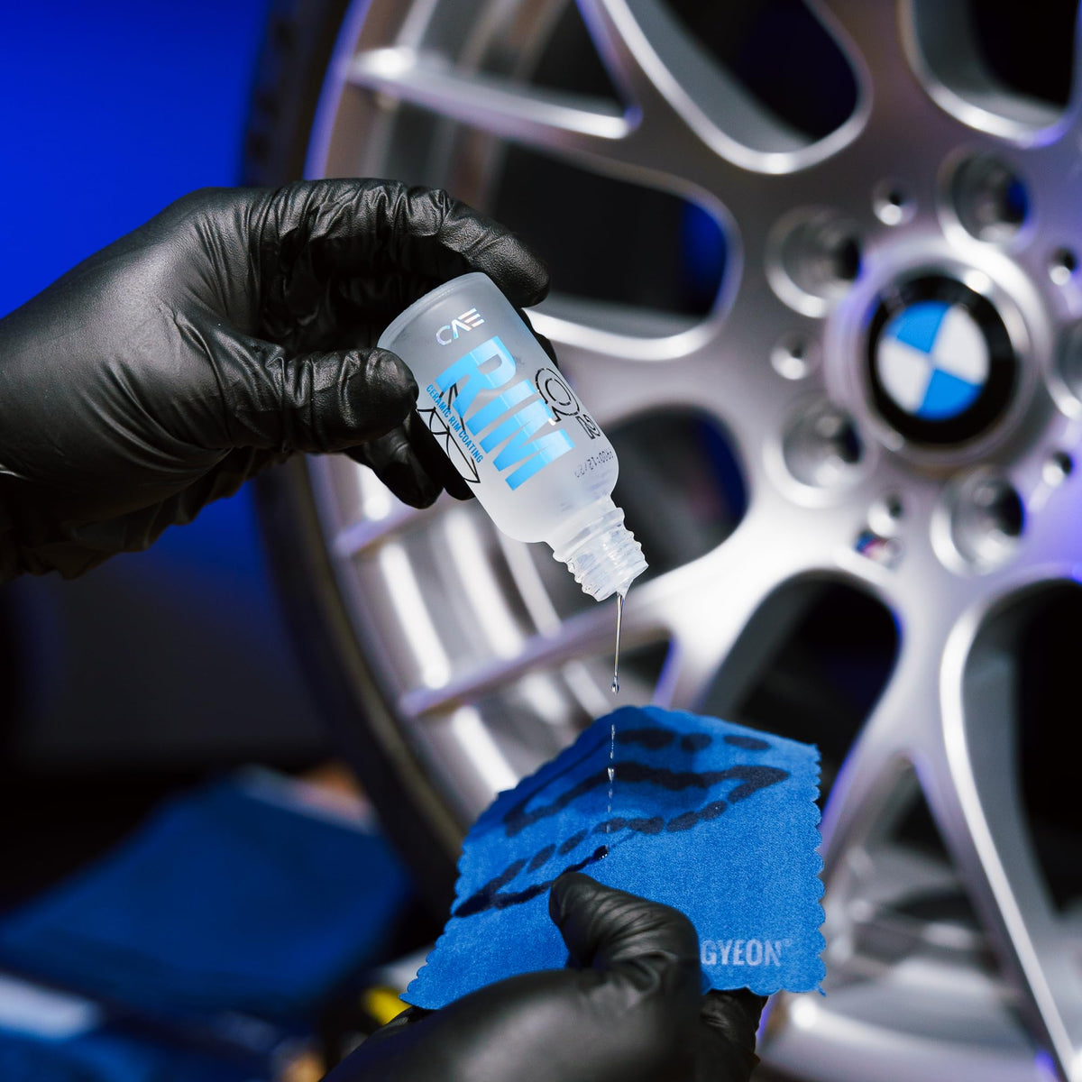 Gyeon applicator block included demonstrating easy DIY application benefit