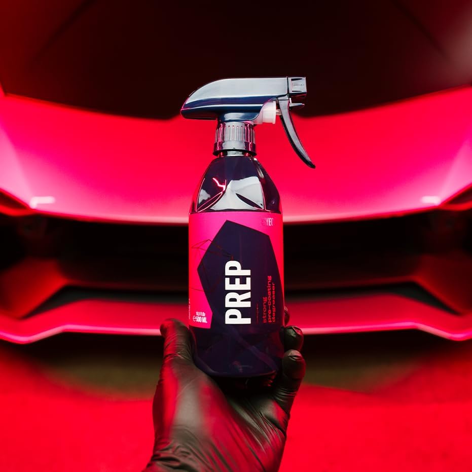 Gyeon Prep spray texture demonstrating even coverage and quick evaporation
