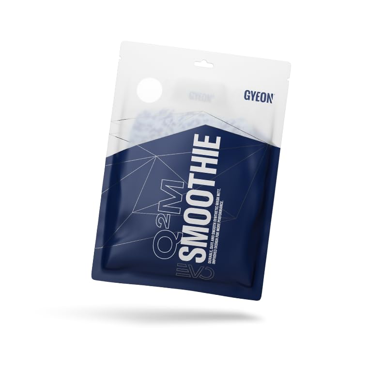 Gyeon Smoothie closeup of triple microfiber fibers for gentle lifting benefit