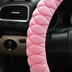 HAOKAY close-up of short plush texture highlighting soft comfortable grip