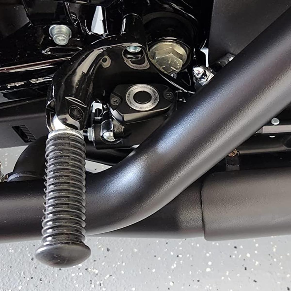 HDBUBALUS foot peg mounted on Harley Sportster to show scale and passenger comfort