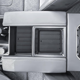 HGWEI liner edge detail highlighting flush fit and durable soft-touch silicone