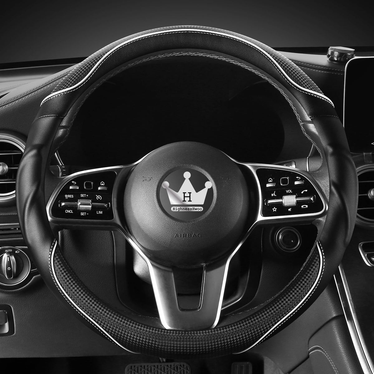 HighnessHwoo front view showing white steering wheel cover and sporty design for improved grip
