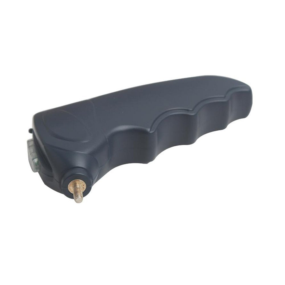 Hkysnoa used in a garage setting demonstrating quick troubleshooting benefit