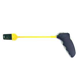 Hkysnoa probe and tip detail showing precise contact for accurate readings