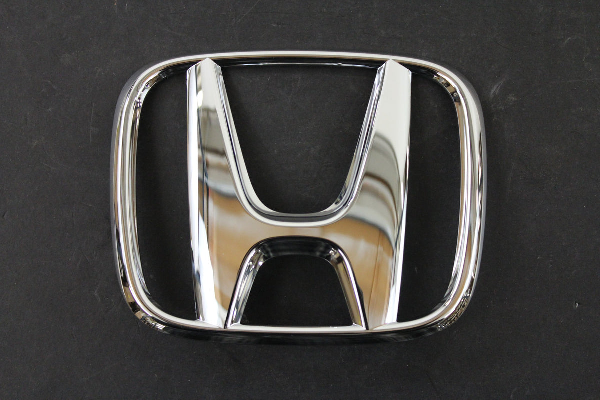 Honda grille emblem close-up detail showing exact fit and durable materials