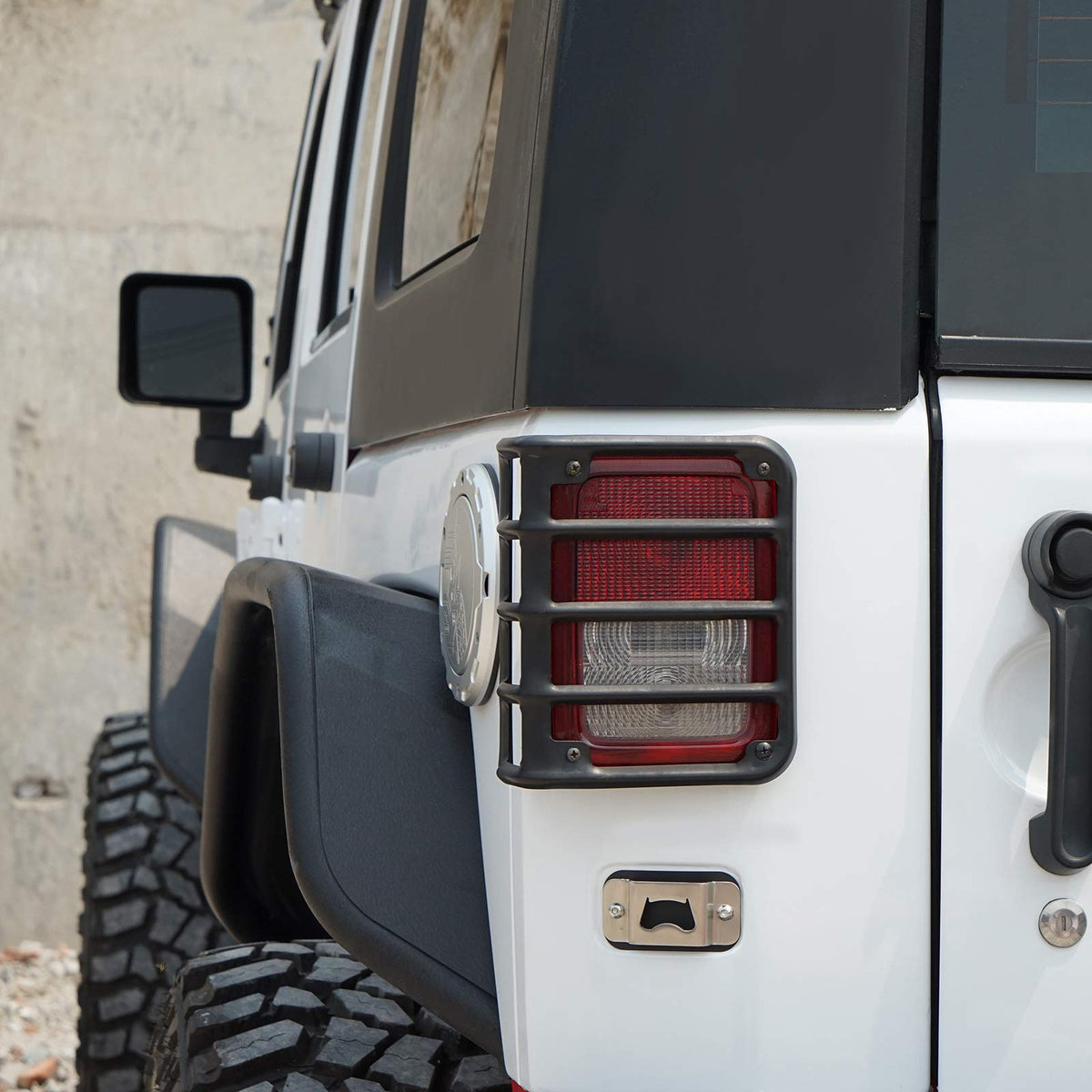 Hooke Road removed guard beside taillight showing easy access for maintenance