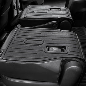 HOUCLEMIC installed on 2nd-row captain chairs demonstrating full-seat protection benefit