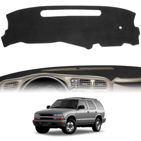 HPEVA front view dash cover fitted on Chevy S10 Blazer offering sleek protection