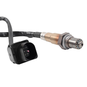 HTMXJA close-up of sensor tip showing corrosion-resistant construction benefit
