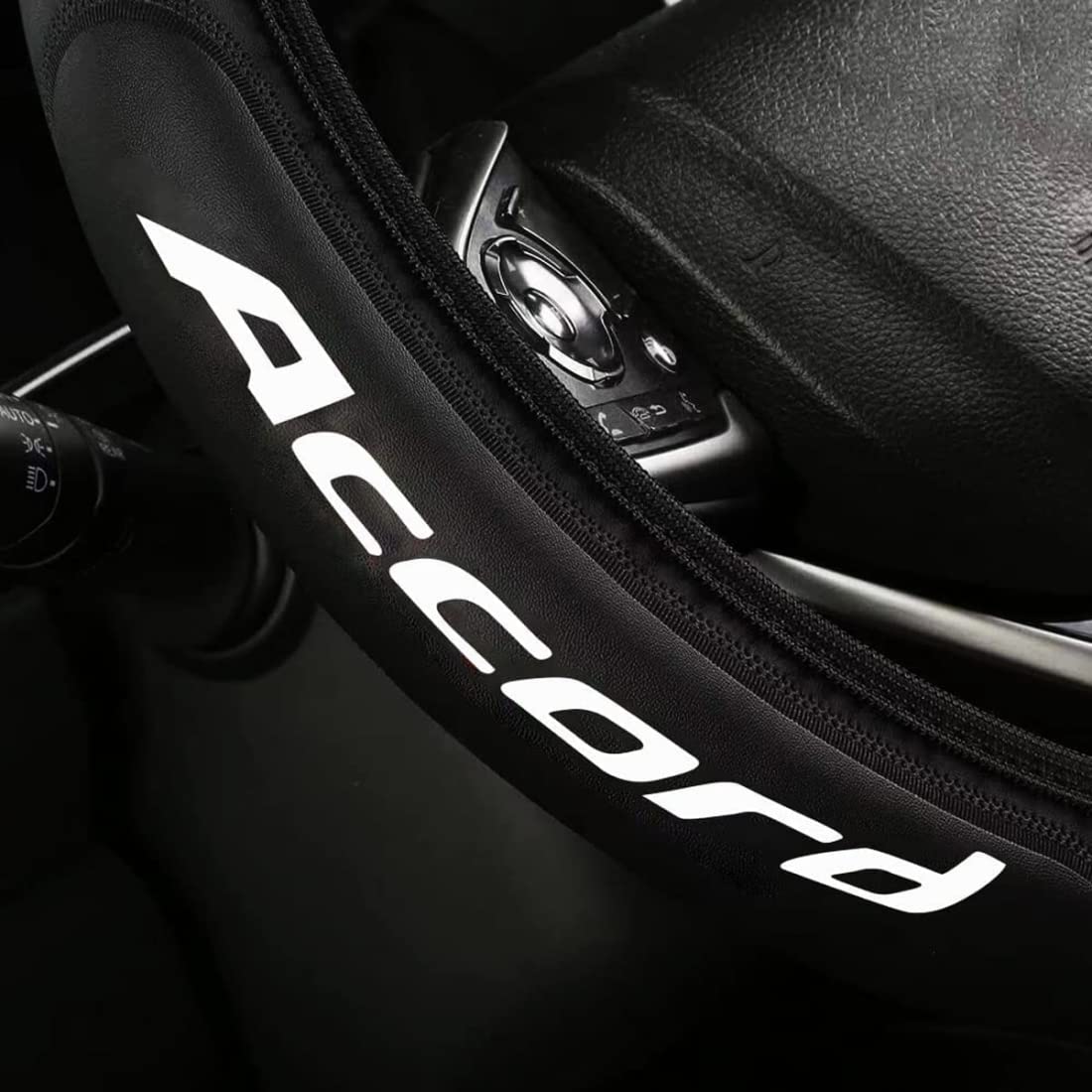 HUIANTS inner non-slip lining close-up secures wheel and prevents slip