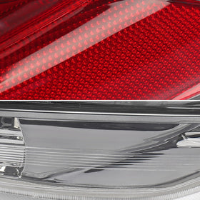 Huray left tail light close lens detail showing clear and red lens clarity and durability