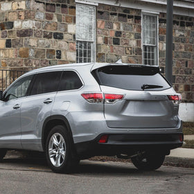 Huray left tail light installed on Toyota Highlander demonstrating restored rear appearance