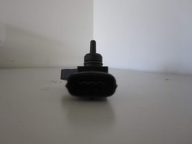 HYUNDAI close-up of electrical connector for secure plug-in benefit