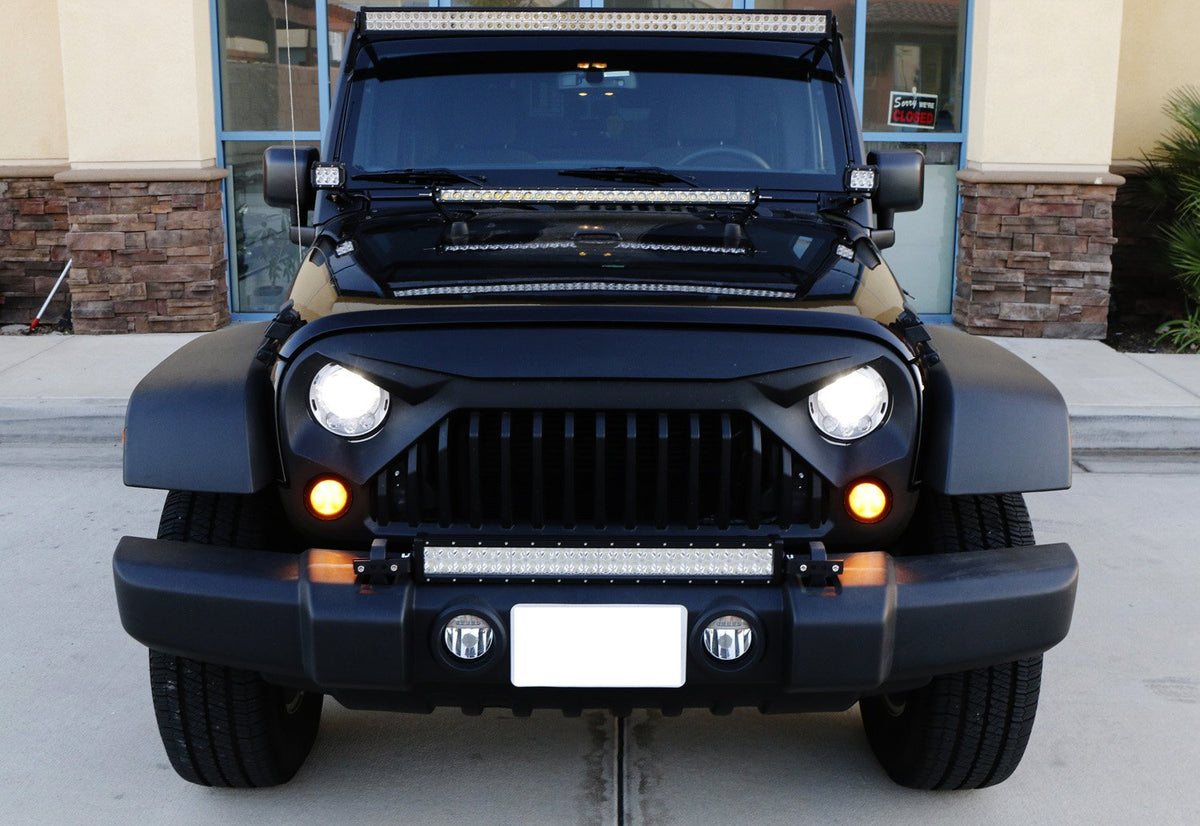 iJDMTOY amber turn signal active showcasing fast, attention-grabbing flash